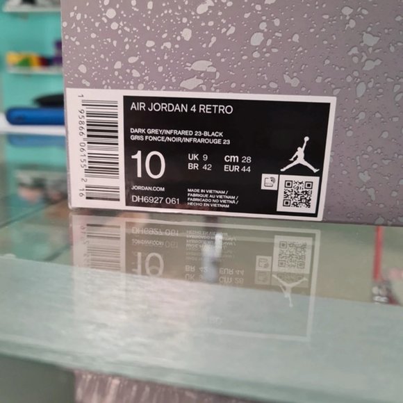 Jordan 4 main image 6